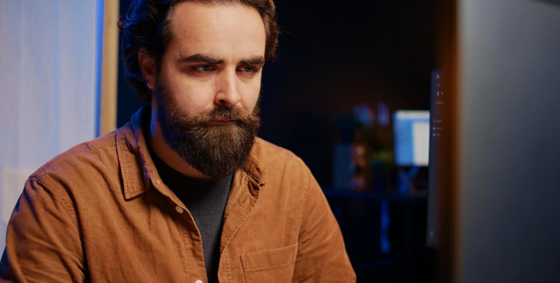 Mobile app development process with testing and quality assurance